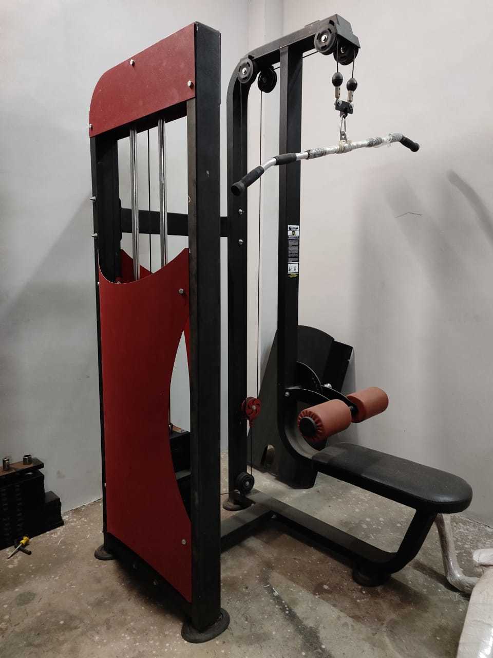 Lat Pulldown With Rowing Machine