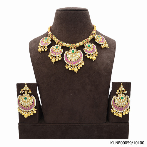 Kundan Necklace Set With Pearl Hangings