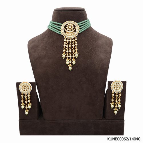 Kundan Necklace Set With Pearl Hangings
