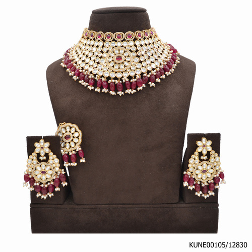 Kundan Necklace Set With Maang Tikka Ruby Beads