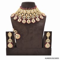 Kundan Necklace Set With Maang Tikka And Ruby Beads