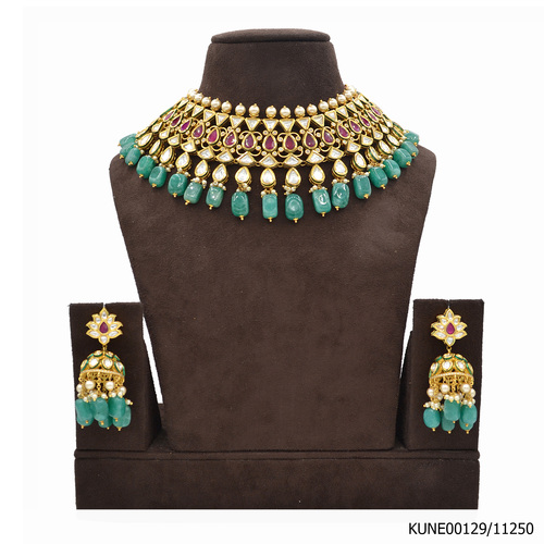 Kundan Necklace Set With Emerald Beads