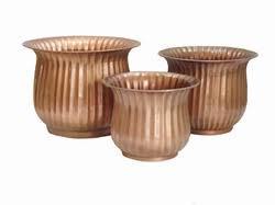Planters Set By I. F. EXPORTS CORPORATION