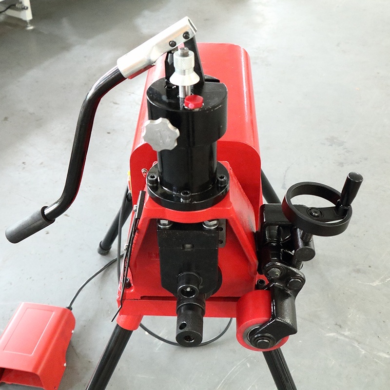 Electric Pipe Grooving Machine Size:- 2