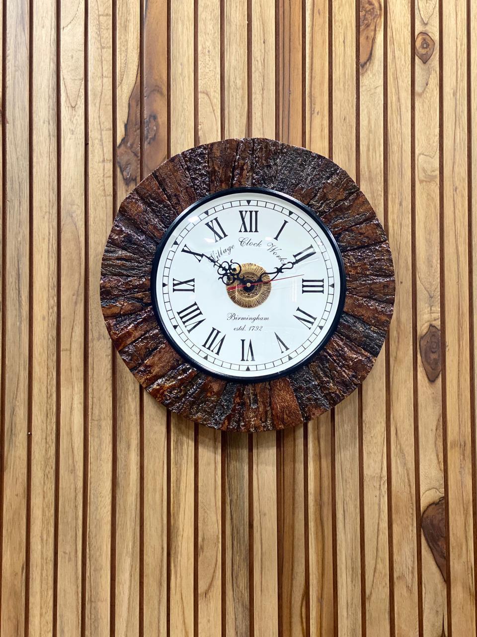 Vintage Buckle Wall Clock Round