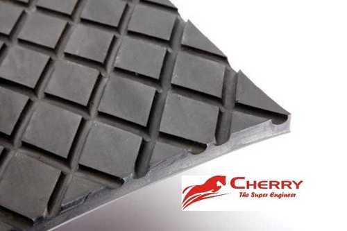 DIAMOND RUBBER LAGGING SHEET