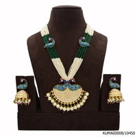 Kundan Pendent Set With Green Beads Mala And Hangings