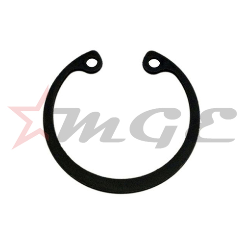 Lambretta GP 150/125/200 - Mag Housing Circlip - Reference Part Number - #73250052