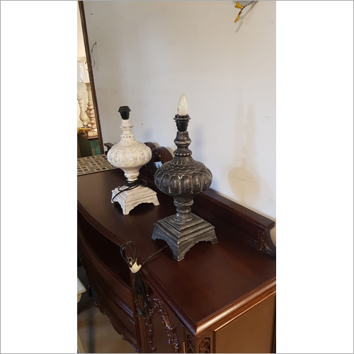 M0039 Wooden Antique Lamp