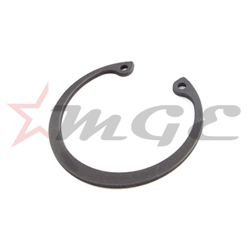 Lambretta GP 150/125/200 - Gearbox Endplate Circlip - Reference Part Number - #73250042