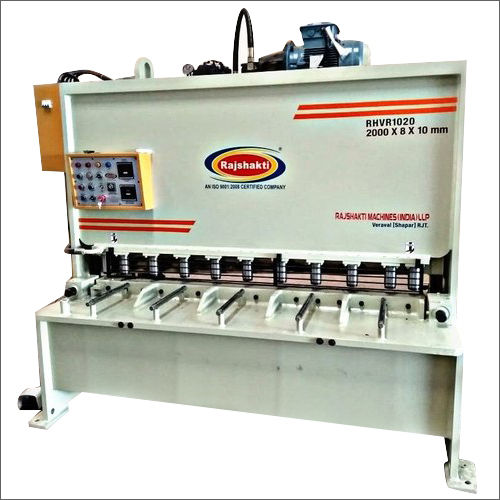 White Automatic Metal Sheet Shearing Machine