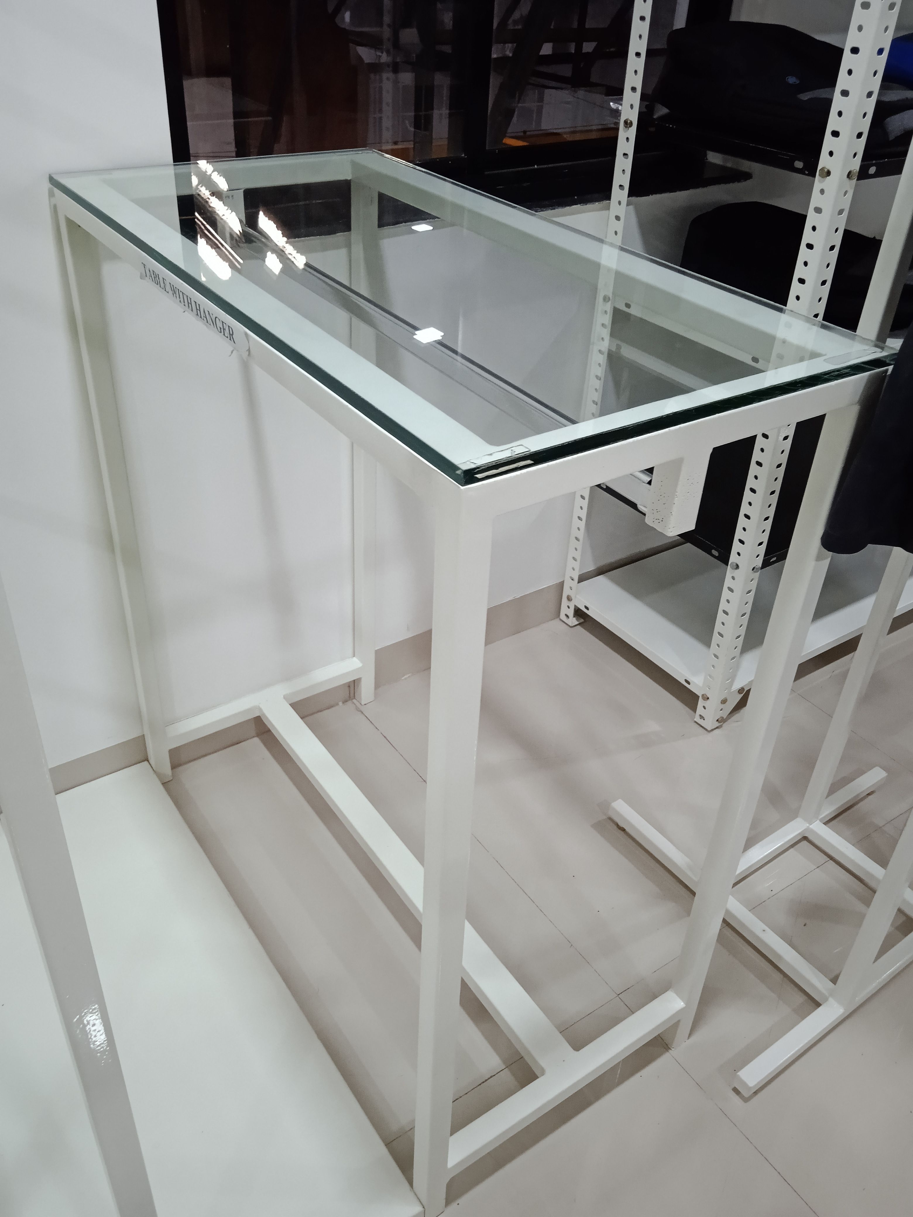 High Length Glass Counter