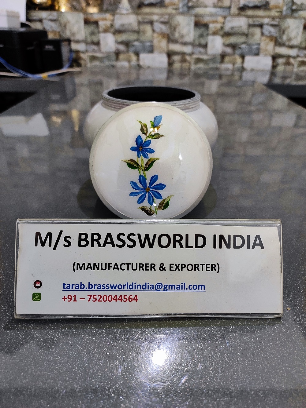 Aluminium Hand Painted New Designed Odyssey Cremation Urn