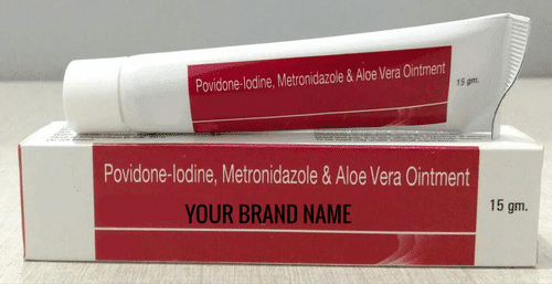 Povidone- आयोडीन Metronidazole और मुसब्बर वेरा मरहम