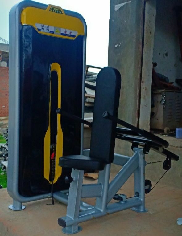 Triceps Machine