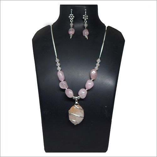 Gemstone Rose Quartz Beads & Pendant Necklace