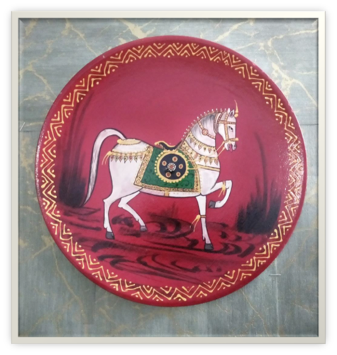 Horse Printed Home Decorative Wall Plates - Color: Multicolor