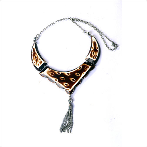 Ladies Horn Necklace