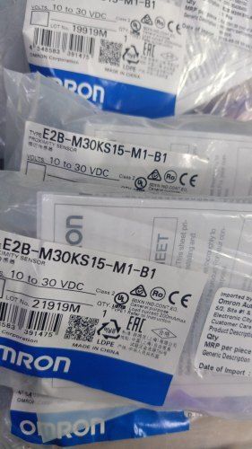 E2b-m30ks15-m1-b1, Omron Proximity Plug In Type 30mm, Pnp-no,flush,sd 15mmlp