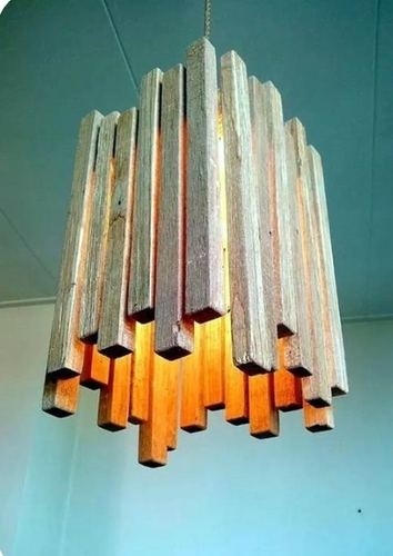 Hanging Pallet Lamp