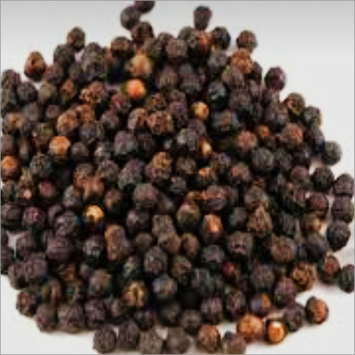 Dried Black Peppercorns