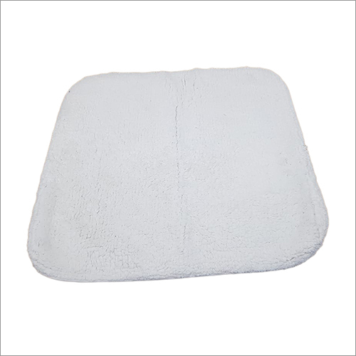 Bath White Mats Design: Modern