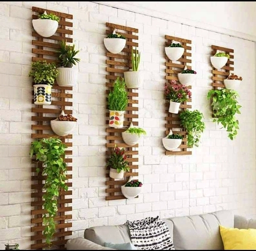 Pallet Wall Fence Flower Stand