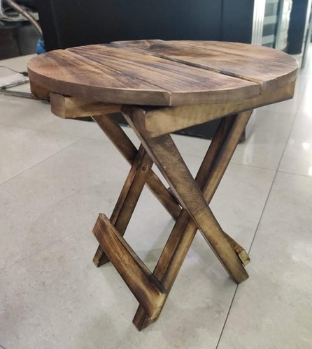 Pallet Iron Table