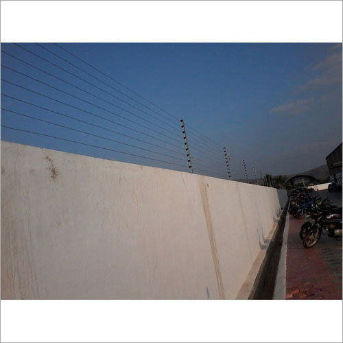 Commercial Solar Fencing - Metal Type: Steel