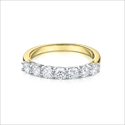 Ladies 7 Diamond Wedding Band Ring