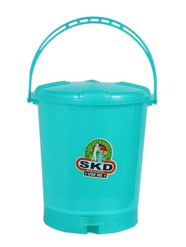 Plastic Pedal Dustbin