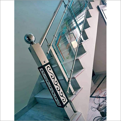 SS Glass Staircase Railing