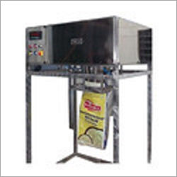 Besan Packing Machine