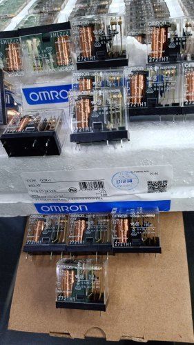 G2r-1,24vdc&12vdc Omron Transparent 5 Pin,1 Co Relay 24vdc