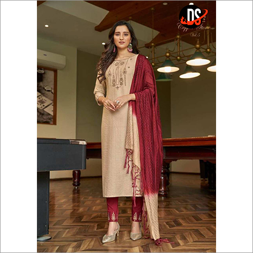 Ladies Fancy Salwar Kameez