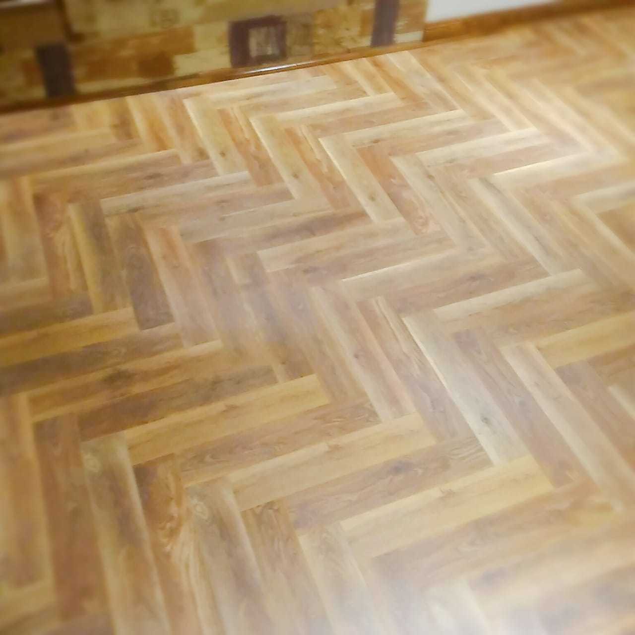 Laminated Herringbone Wooden Flooring