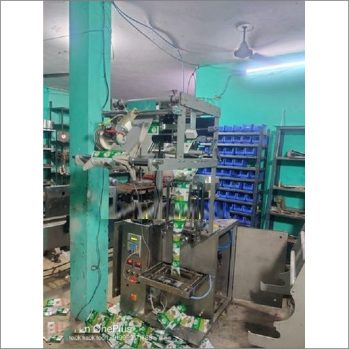 HALF PNEUMATIC POUCH PACKING MACHINE