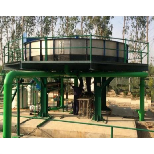 Clarification of slaughterhouse effluents