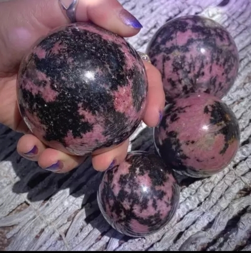 Rhodonite spheres (ball)