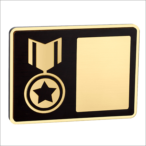 P-103 Plaques Wooden Trophies