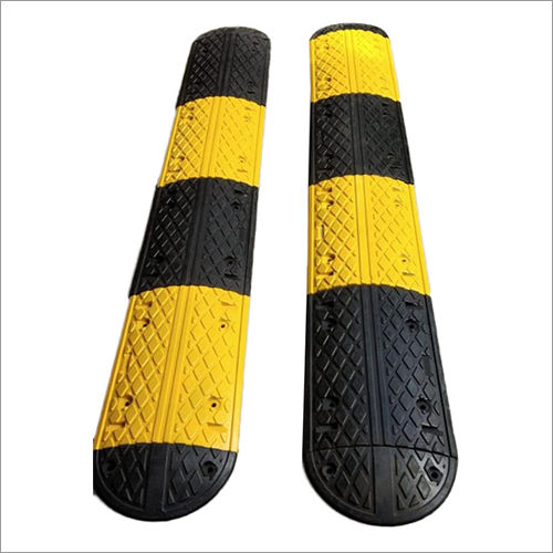 Yellow And Black Road Rubber Speed Breaker