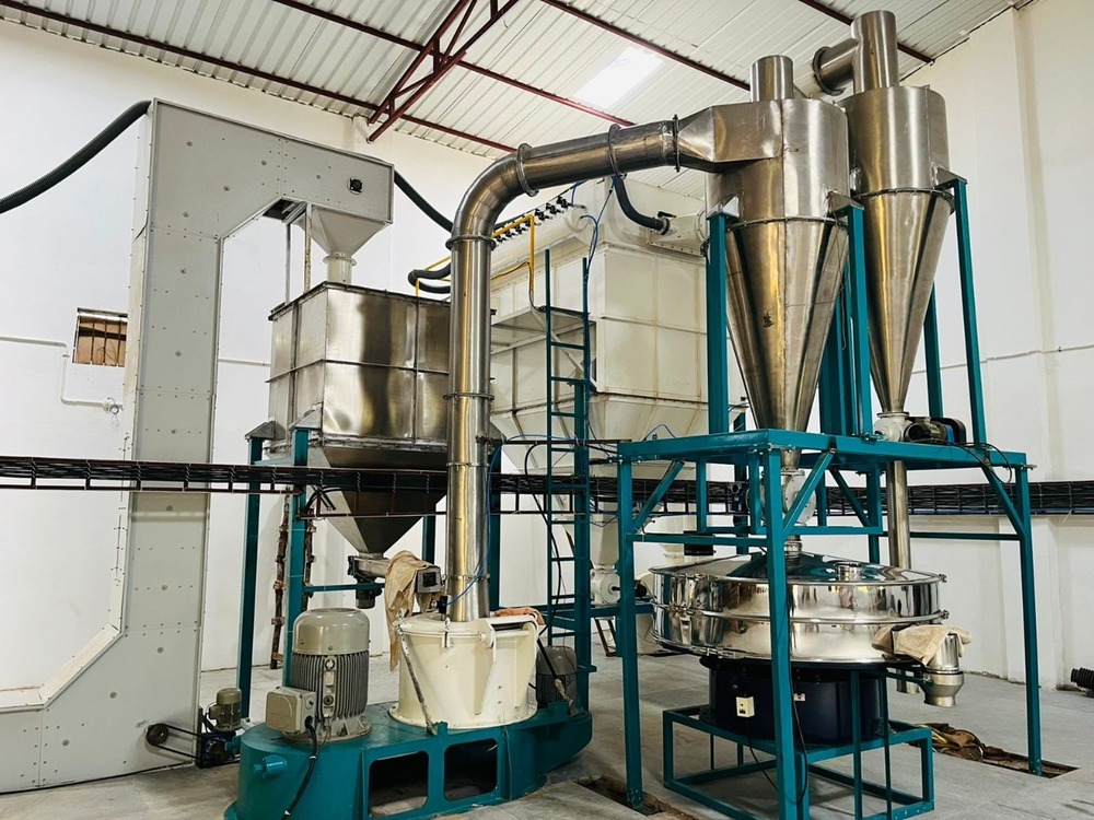 Turmeric Powder Machine - MS & SS Body, 200-250 Kg/hr Capacity, 60 HP Motor Power, 380 Volt | Automatic, Industrial Use