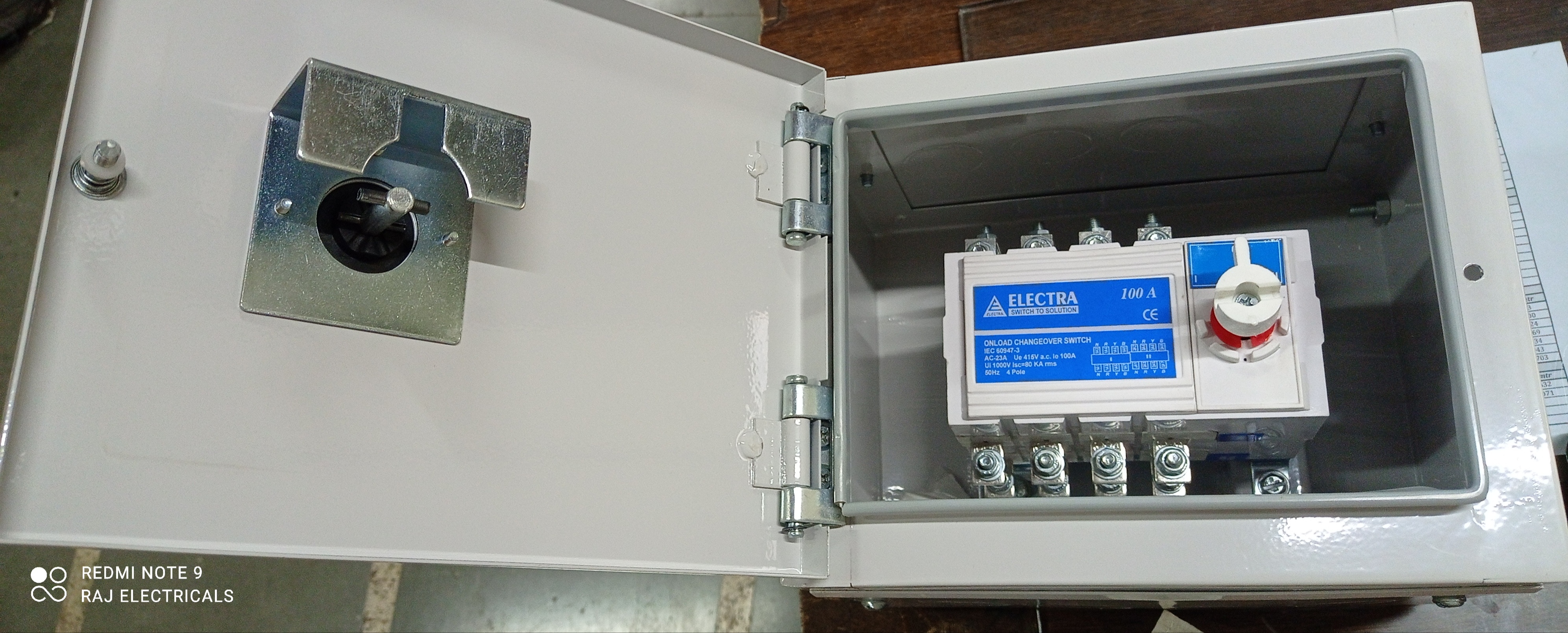 100 Amp 4 Pole Onload Changeover Switch