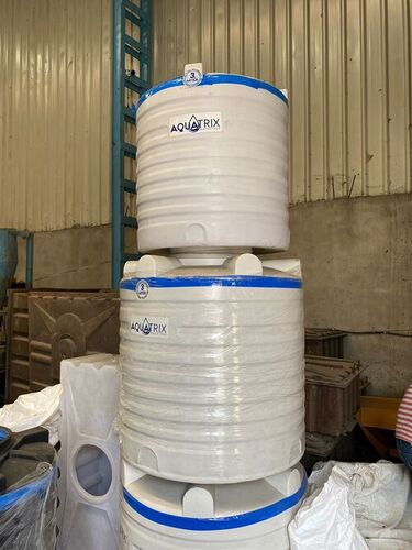 Rectangle 350 Litre Plastic Loft Water Tank