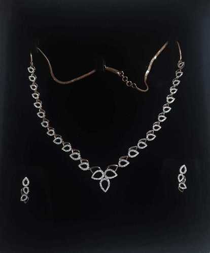 Simple And Elegant Real Diamond Necklace