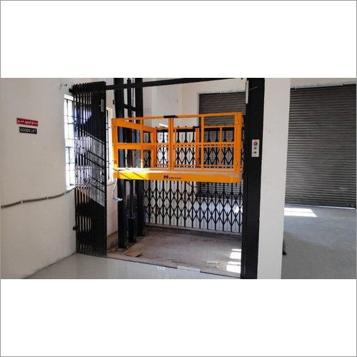 Mild Steel Goods Lift