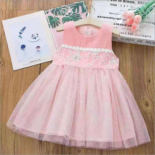 Girls Pink Frock Age Group: Kids