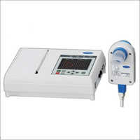 Clarity Medical Spirometer - Automatic Type, Color Tft Touchscreen, 3.5 Inch Display | Usb Powered, Long Life Service, Real Time Testing