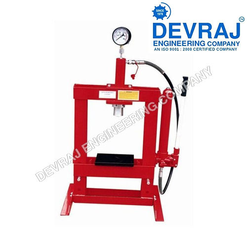 Hand Operated Hydraulic Press In Ahmedabad - Prices, Manufacturers &  Suppliers