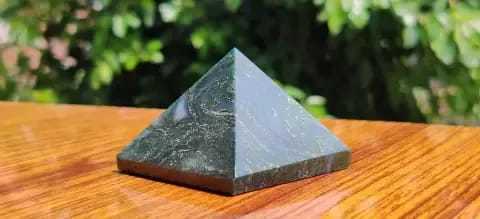 Moss agate pyramids